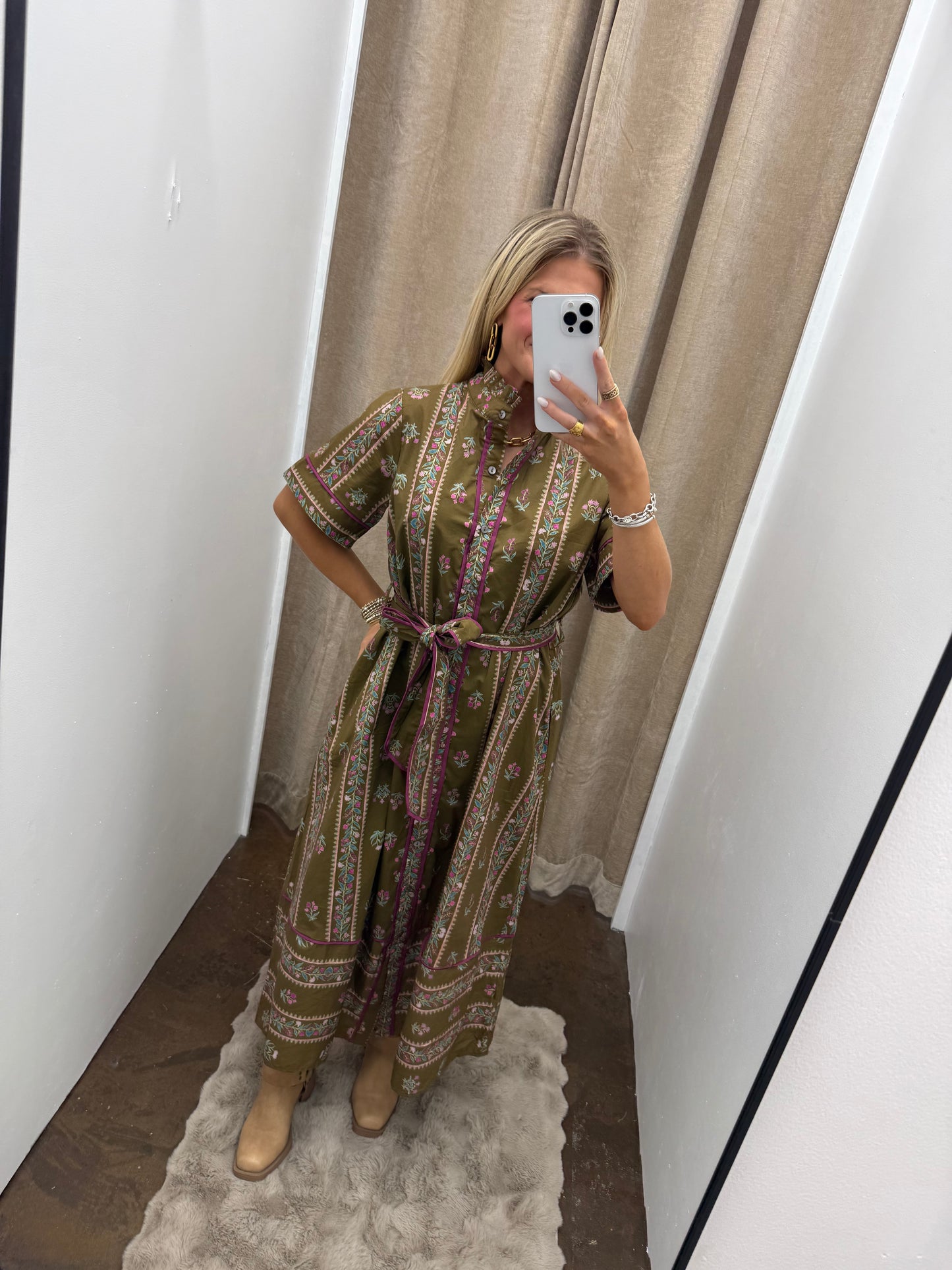 The “Betty” Dress