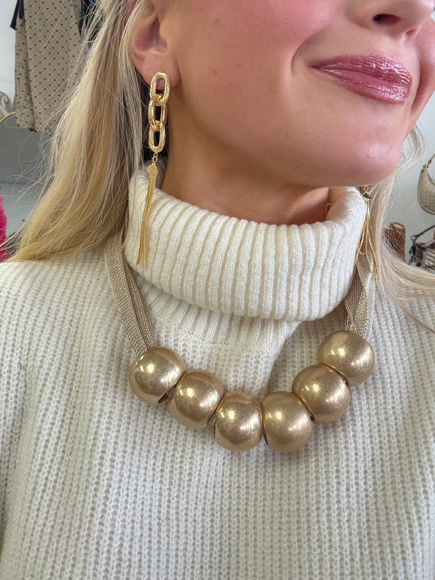 Linked Oval Tassle Long Earrings