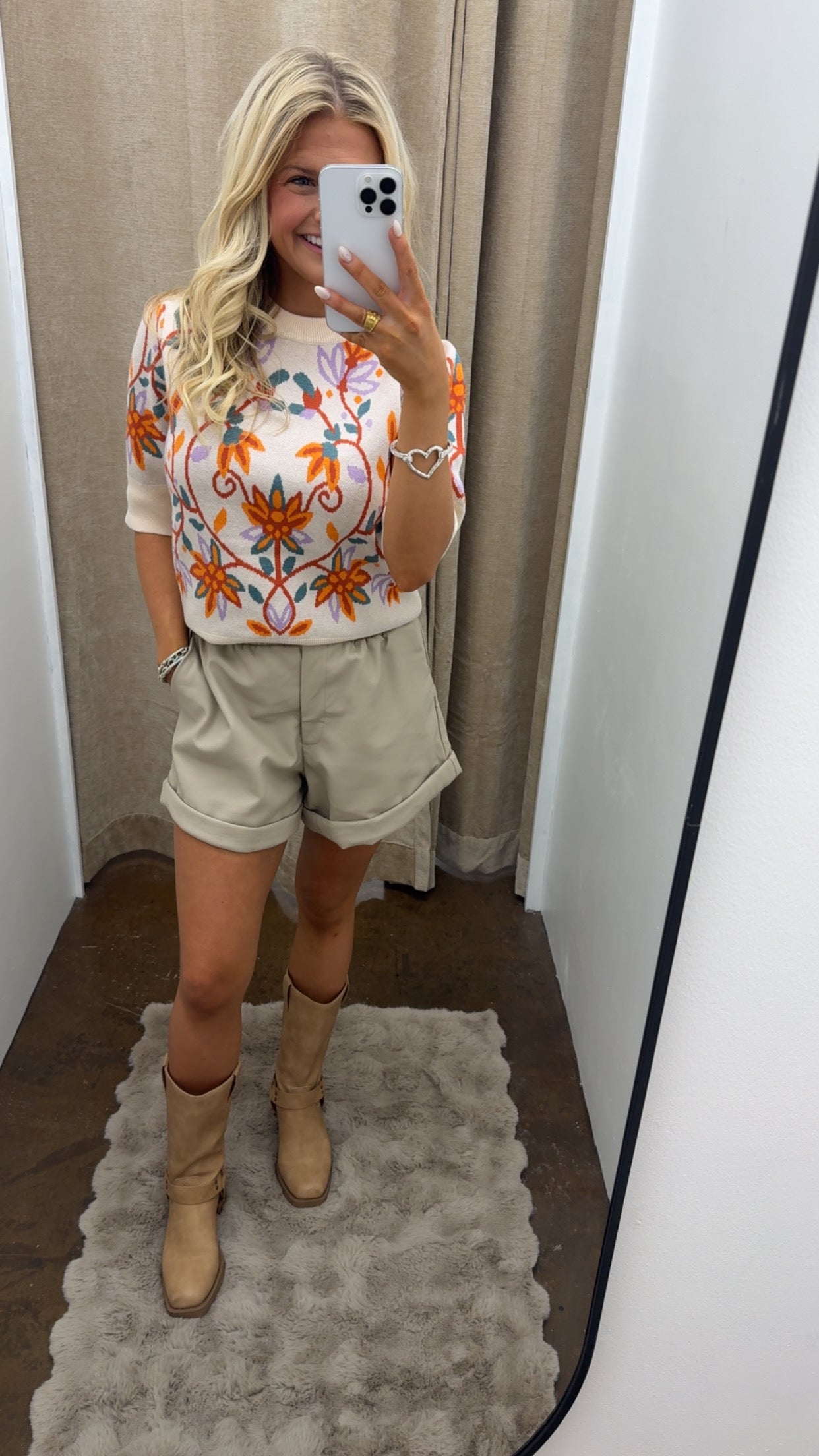 Short Sleeve Floral Knit Top