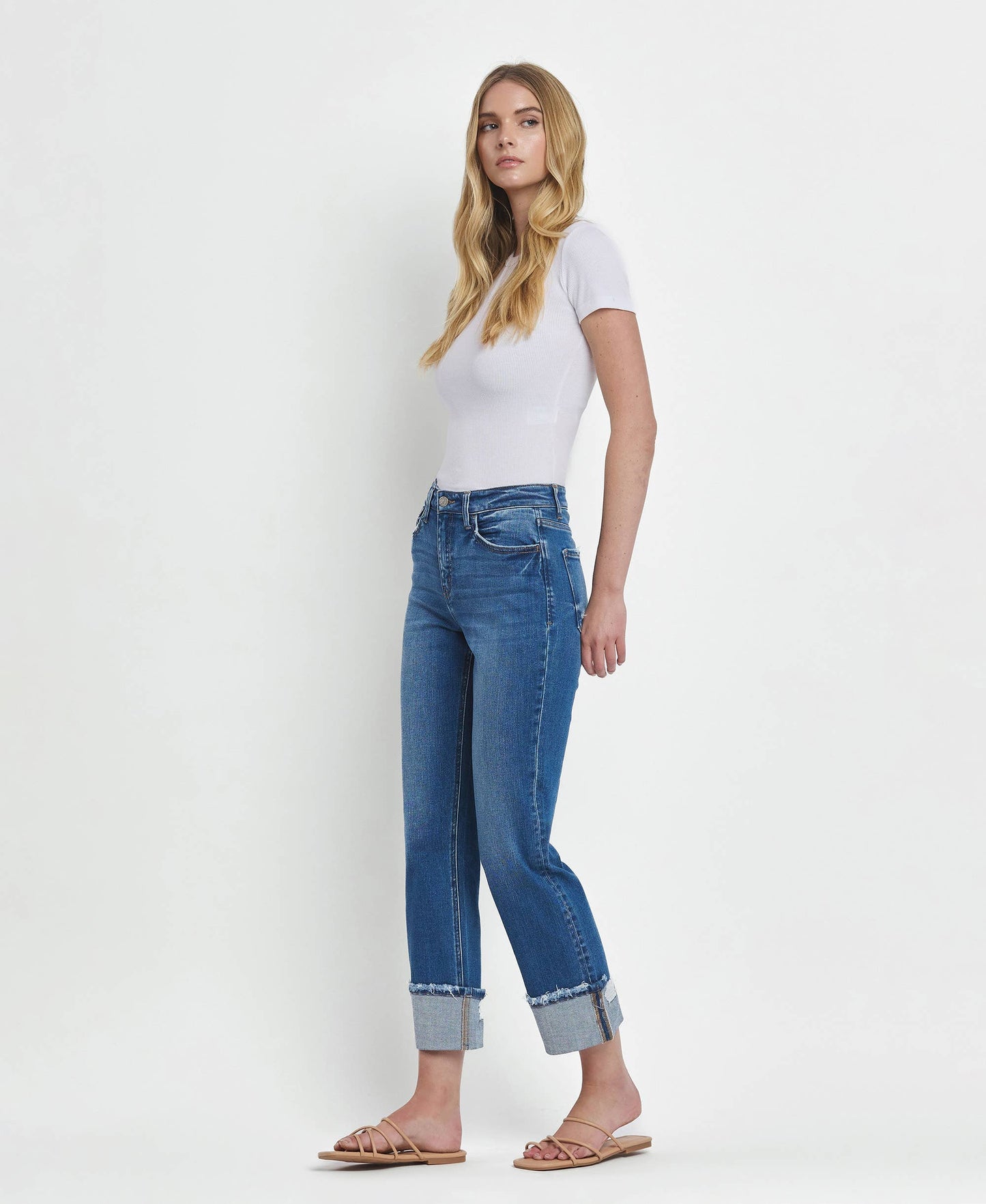 HIGH RISE CUFFED STRAIGHT JEANS