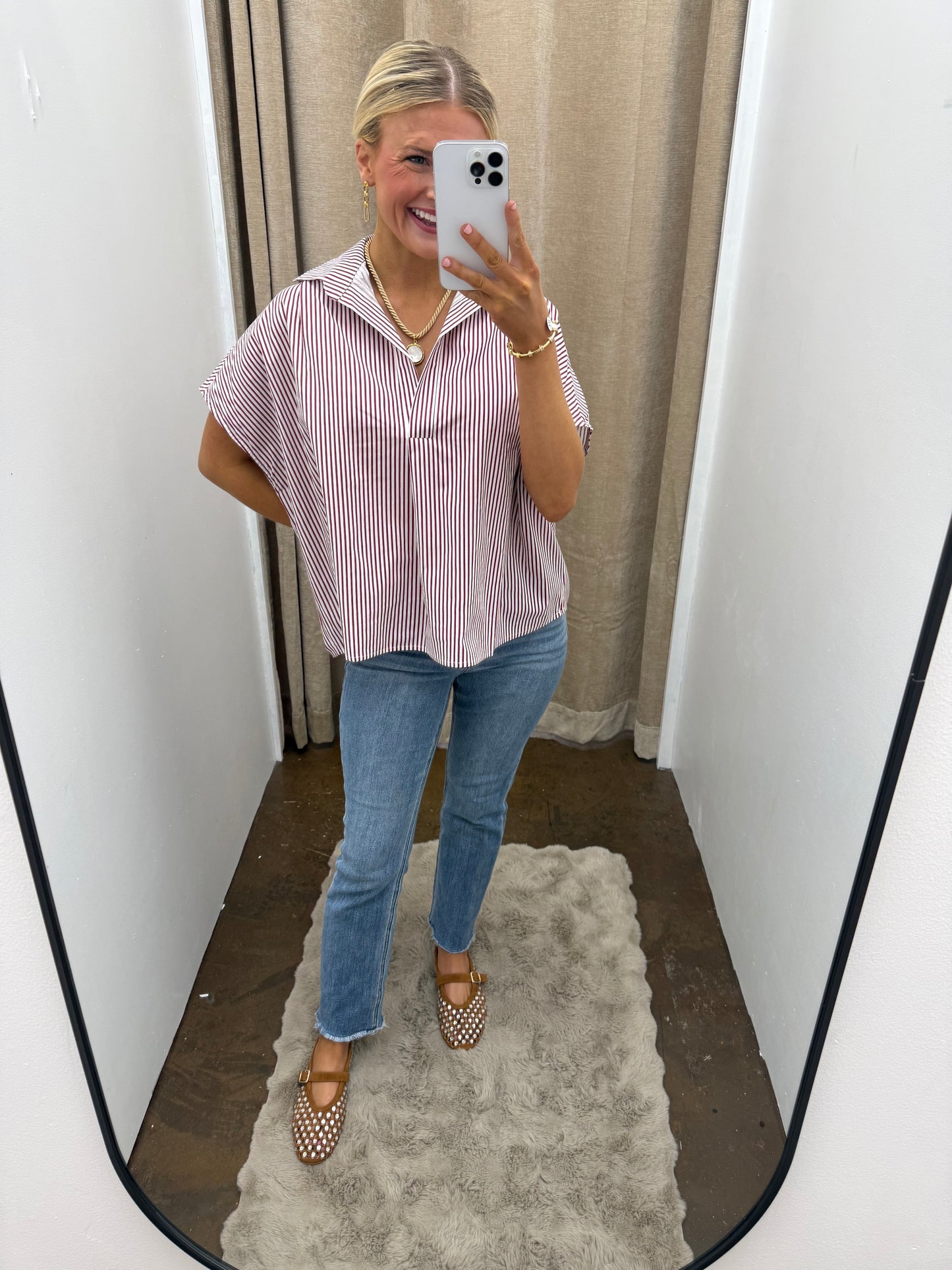 Stripe Signature Vneck Collar Top