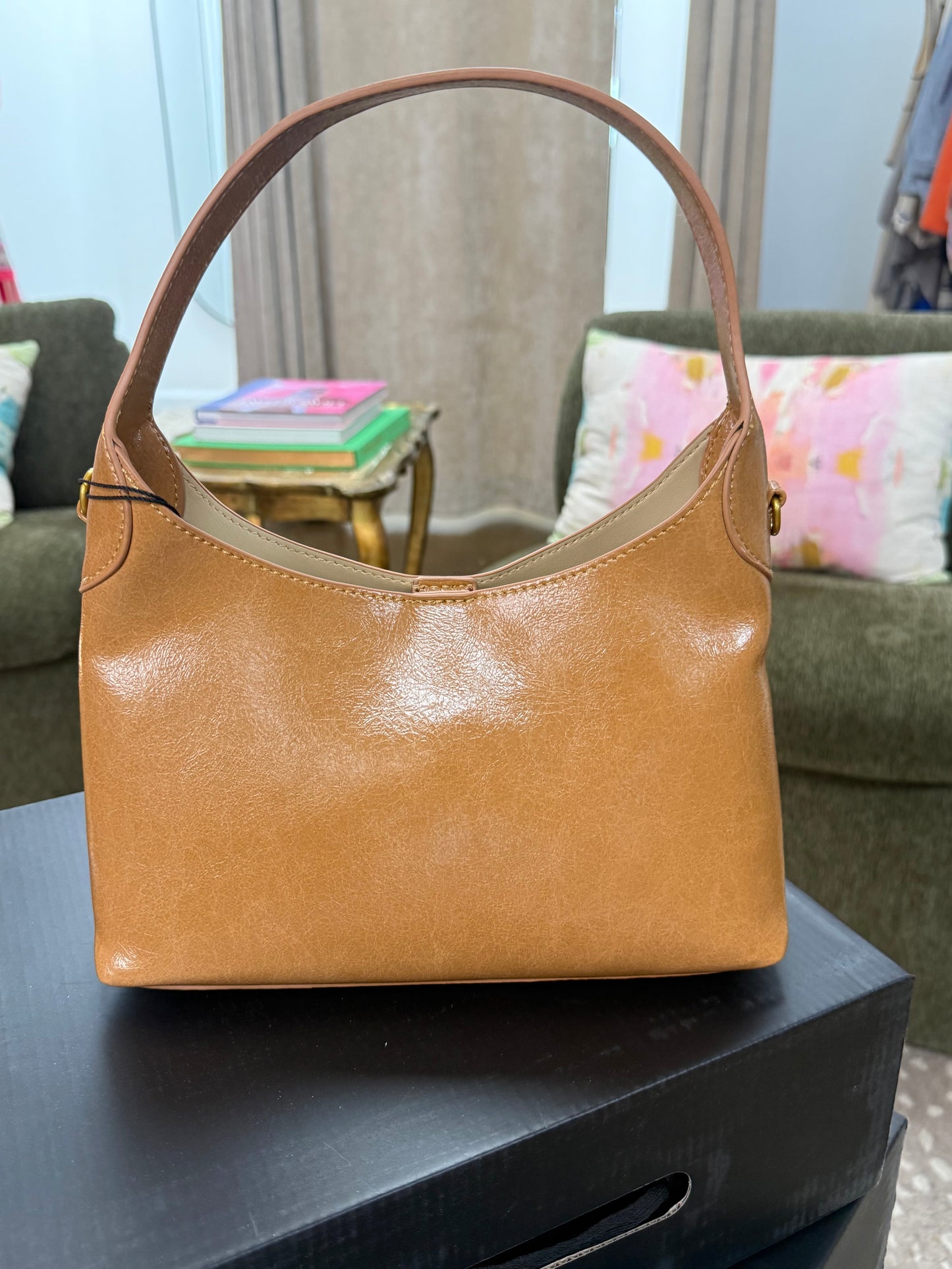 AMBER LEATHER HOBO BAG