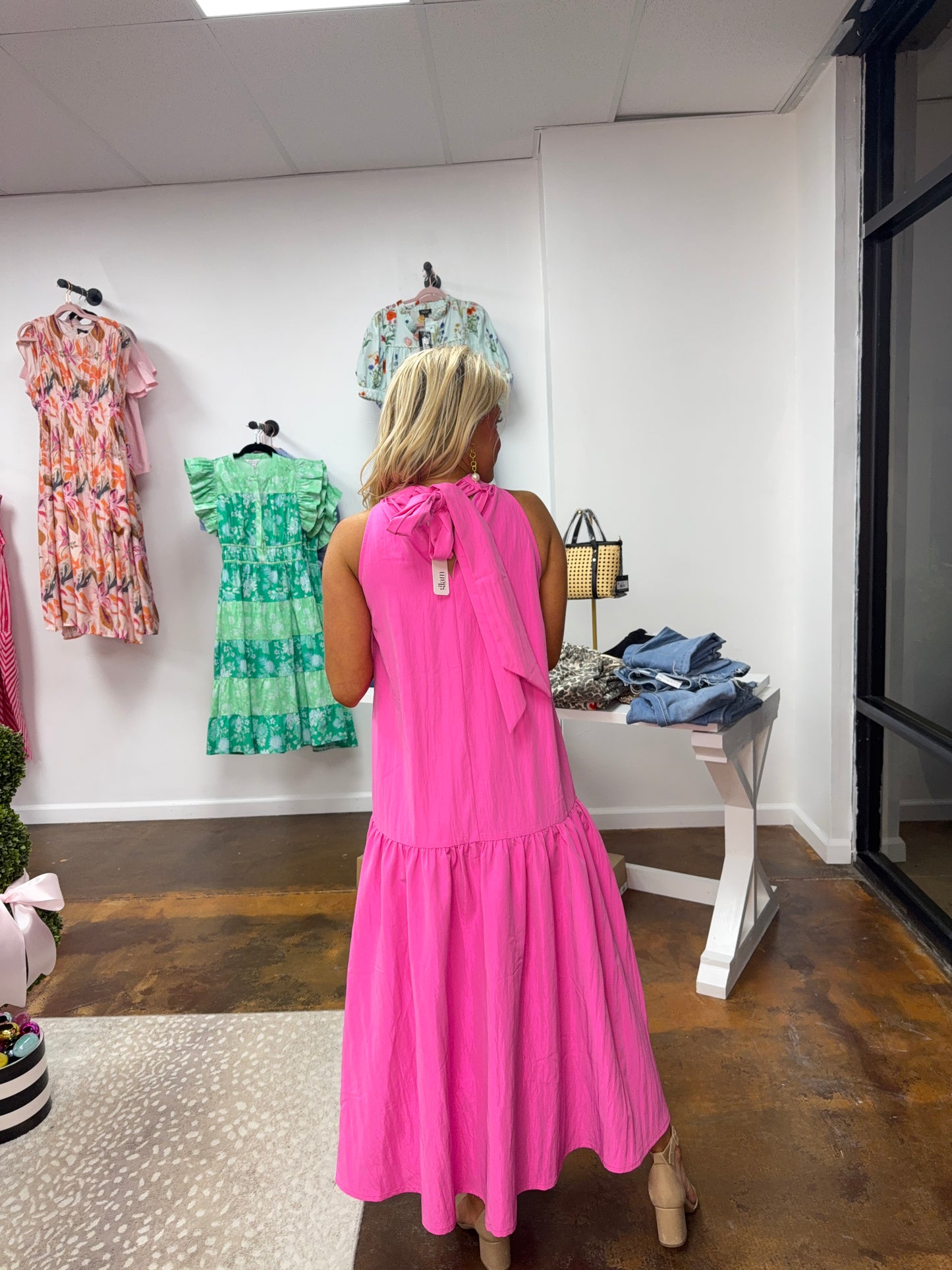 Halter Neck Sleeveless Midi Dress