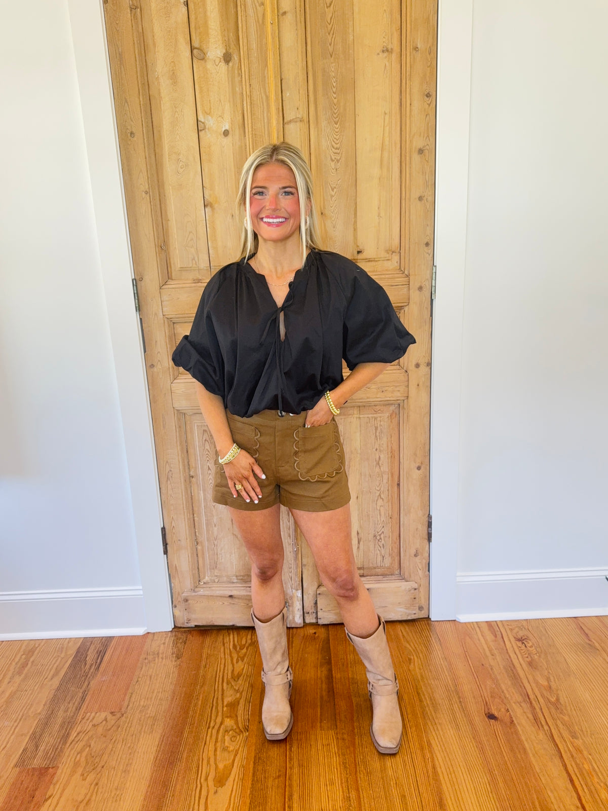 Solid Poplin Bubble Tie 3/4 Sleeve Top - Black