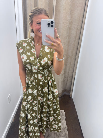 DROP SHOULDER SMOCKED WAIST FRONT ZIP PRINTED MINI DRESS WITH POCKETS