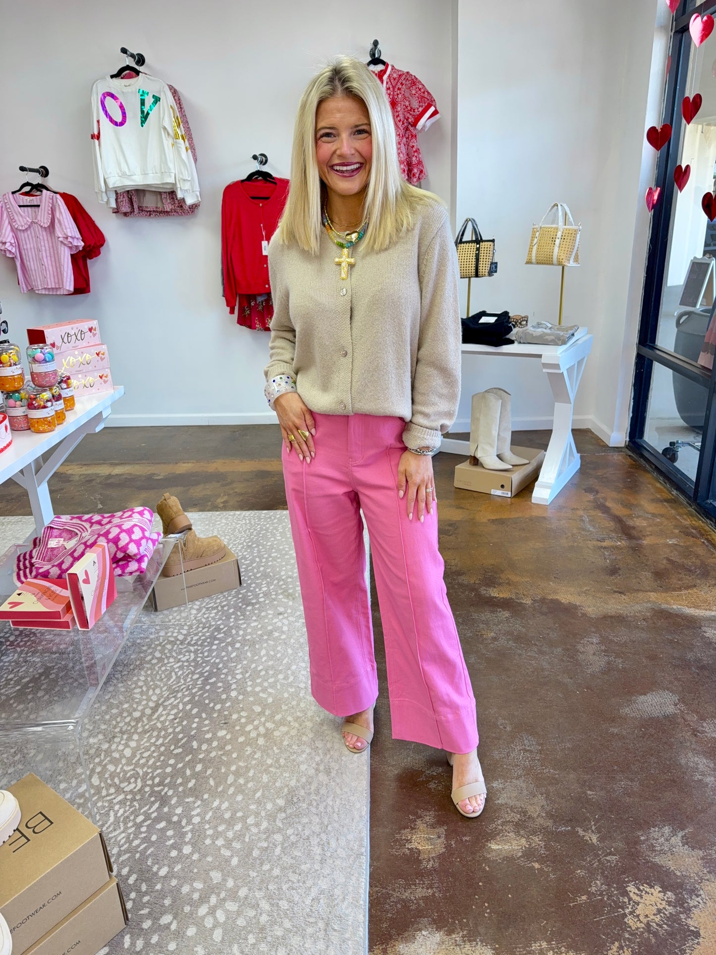 The “Mary” Bottoms