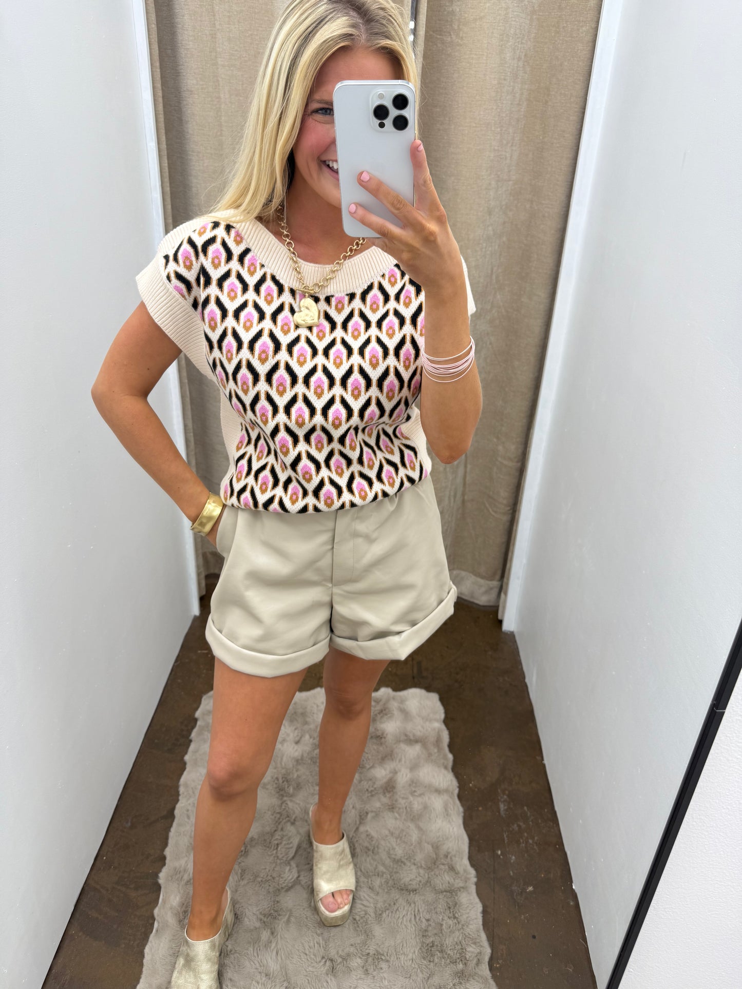 Sleeveless Patterned Knit Top