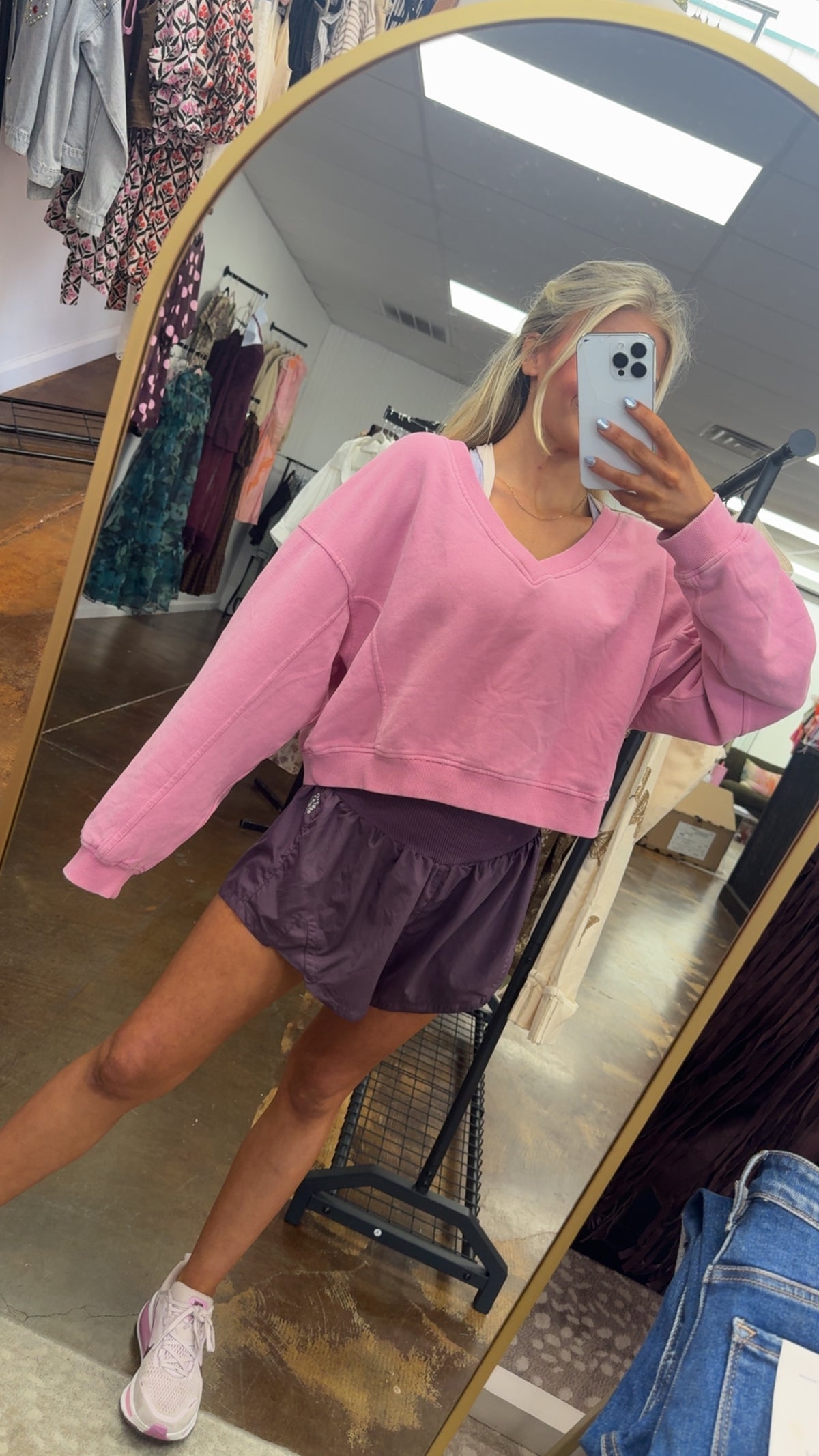 Leah Wash V-Neck Sweatshirt - Pink