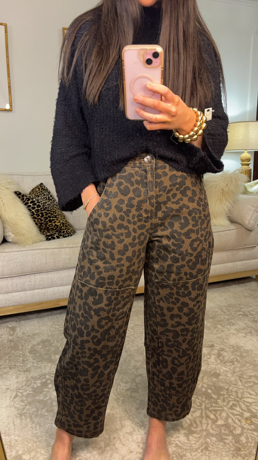 Leopard Print Mid rise Wide Pants