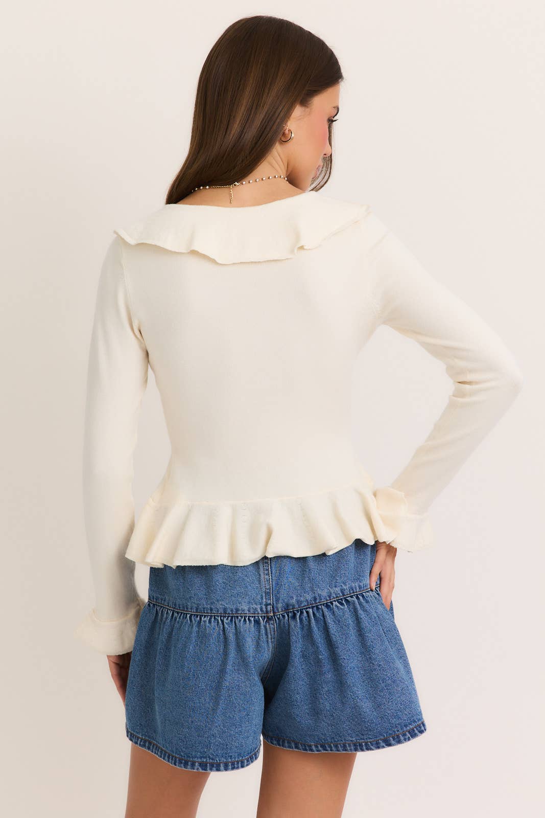 LONG SLEEVE V-NECK RUFFLED SWEATER